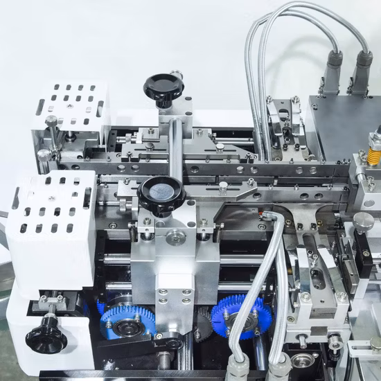 Simpls 操作超音波ラベル切断および折り機